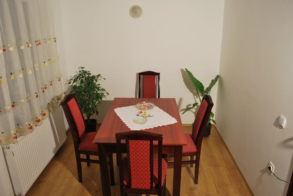 Apartmani "Vila Jelena" Aranđelovac Exterior foto